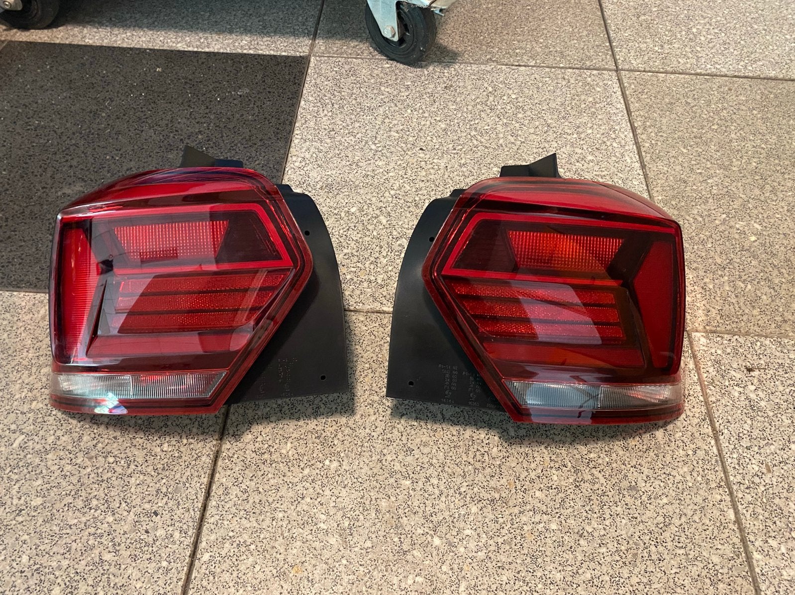 Polo 2G Set Achterlicht maar geen Led, Gebruikt, Volkswagen, Ophalen of Verzenden