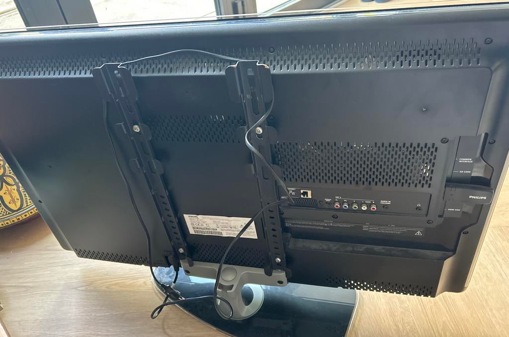 Philips TV - Werkt niet - Voor onderdelen of reparatie, Ophalen of Verzenden, Zo goed als nieuw, 80 tot 100 cm, Philips