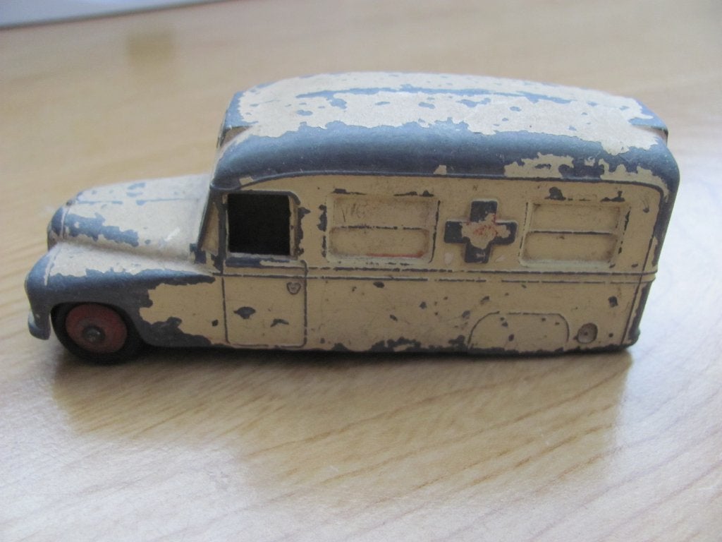 Dinky Toys Daimler 1:43, Hobby en Vrije tijd, Modelauto's | 1:43, Ophalen of Verzenden, Gebruikt, Auto, Dinky Toys