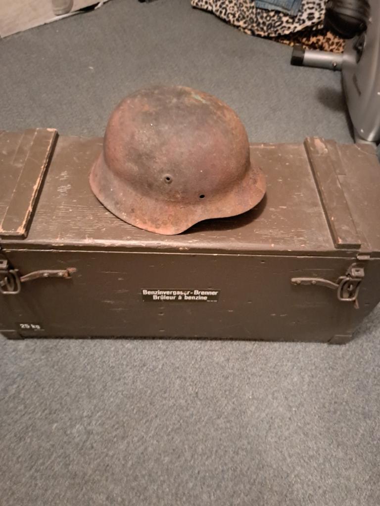 Duitse helm m42 tweede wereldoolog, Verzamelen, Militaria | Tweede Wereldoorlog, Ophalen of Verzenden, Duitsland, Helm of Baret