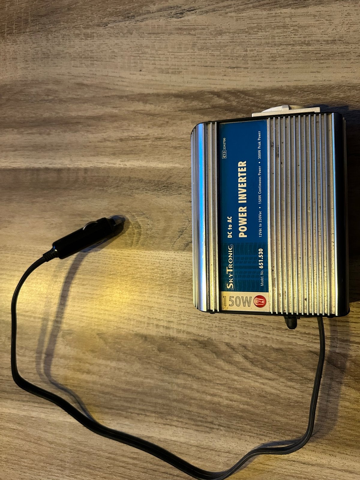 Skytronic Power Inverter 150W DC naar AC, Ophalen of Verzenden, Gebruikt