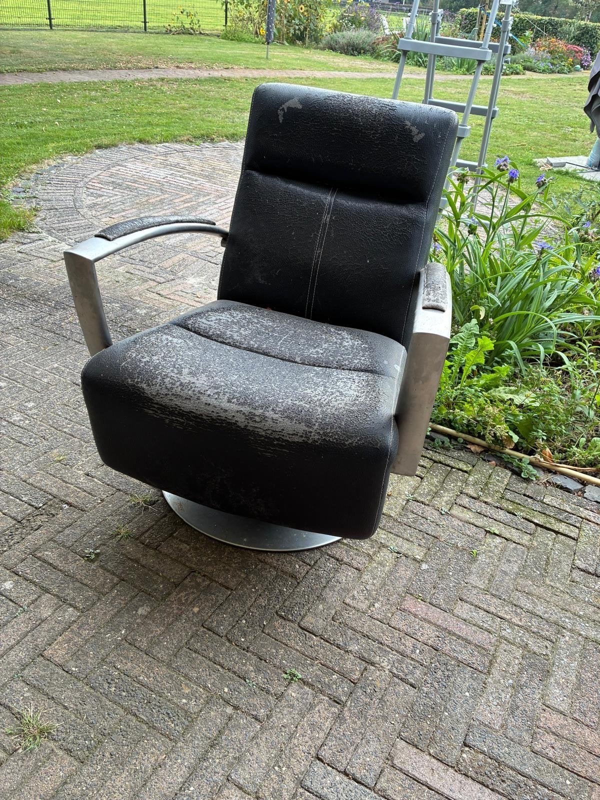 Zwarte fauteuil - Gebruikt, Ophalen, Gebruikt, Zwart, Leer