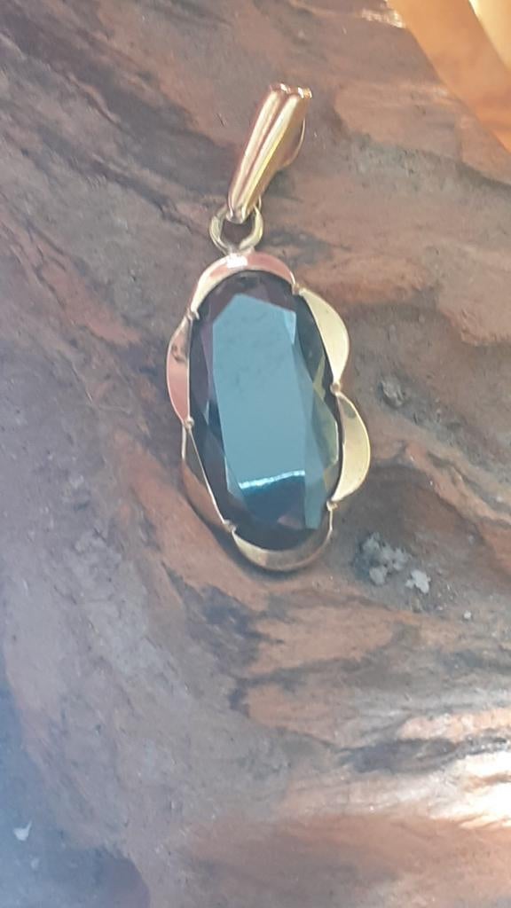 Gouden hanger met steen, Verzenden, Zo goed als nieuw, Goud, Goud