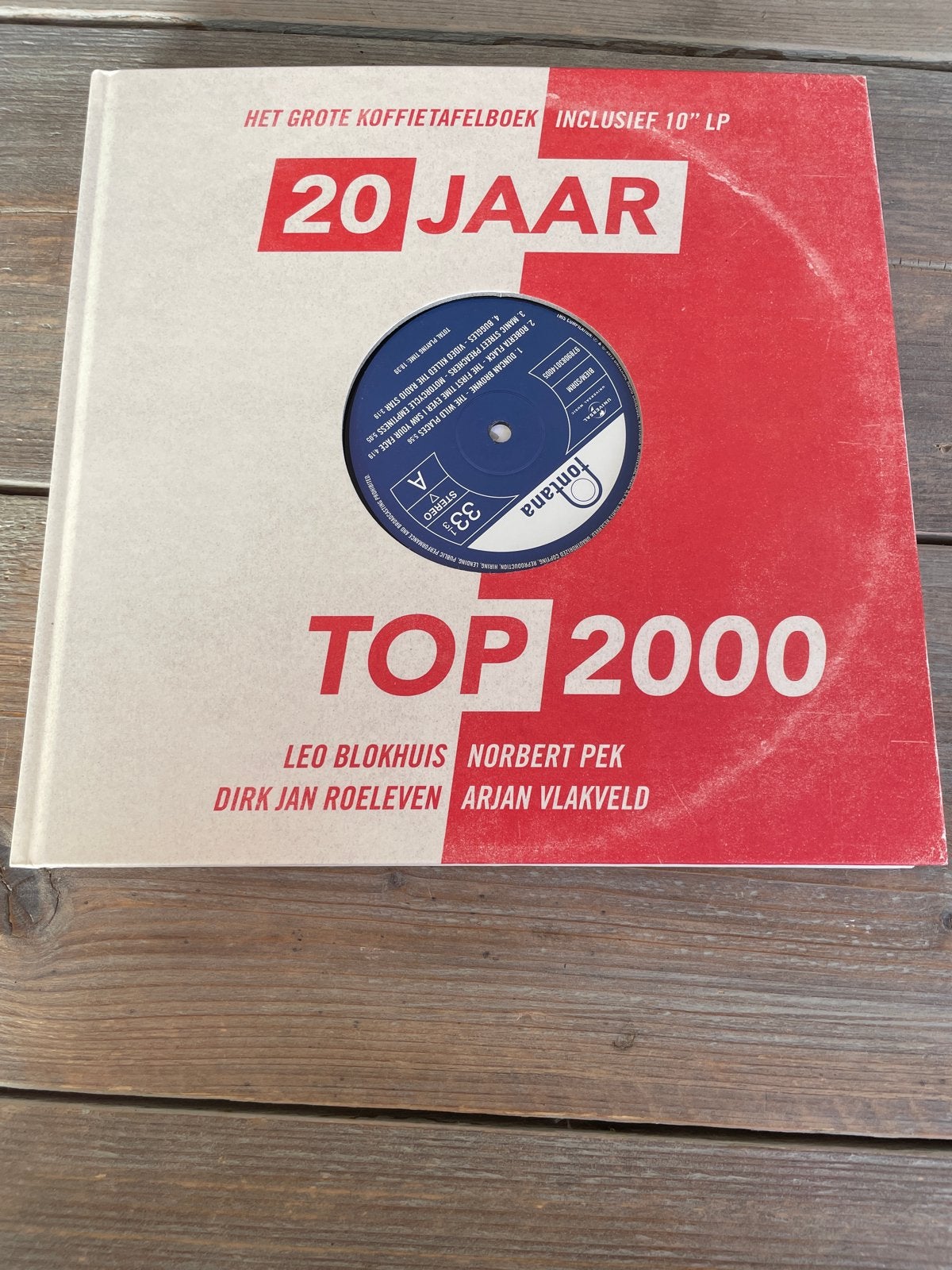 20 Jaar Top 2000 - Gebonden Boek inclusief 10" LP, Ophalen of Verzenden, Zo goed als nieuw, Genre of Stijl