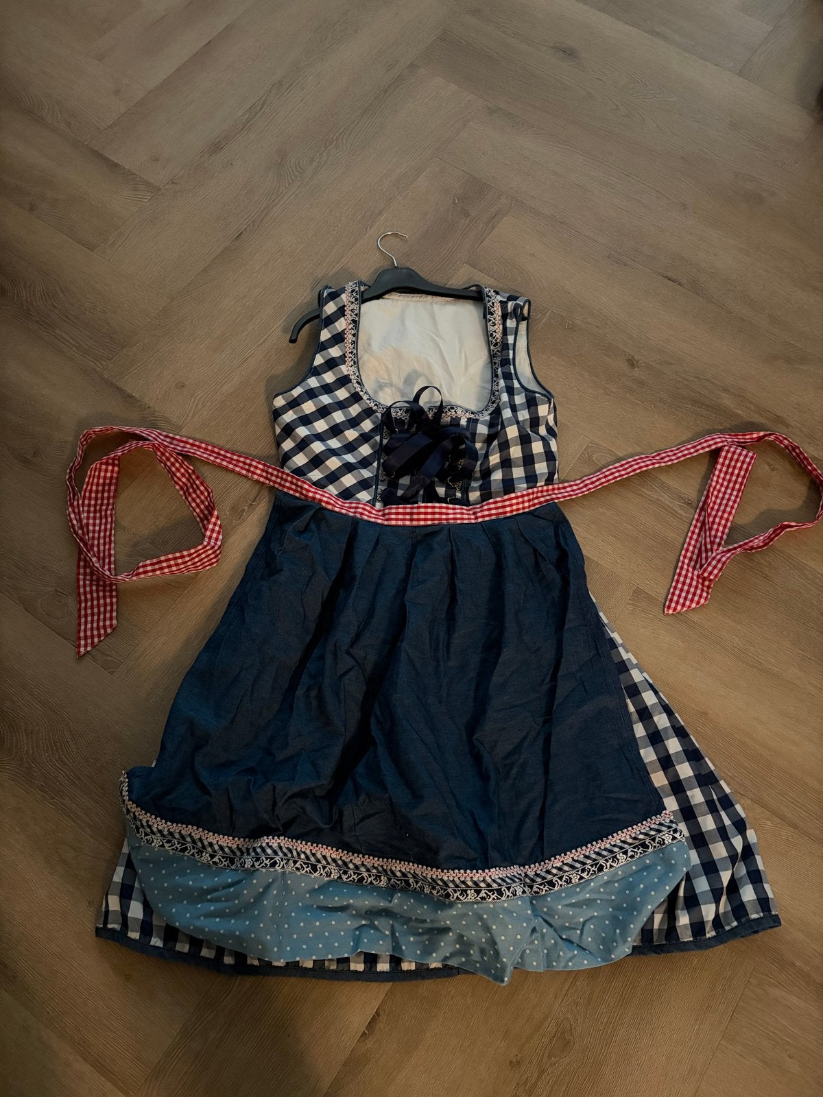 Dirndl jurk maat 152, Kinderen en Baby's, Ophalen of Verzenden, Zo goed als nieuw
