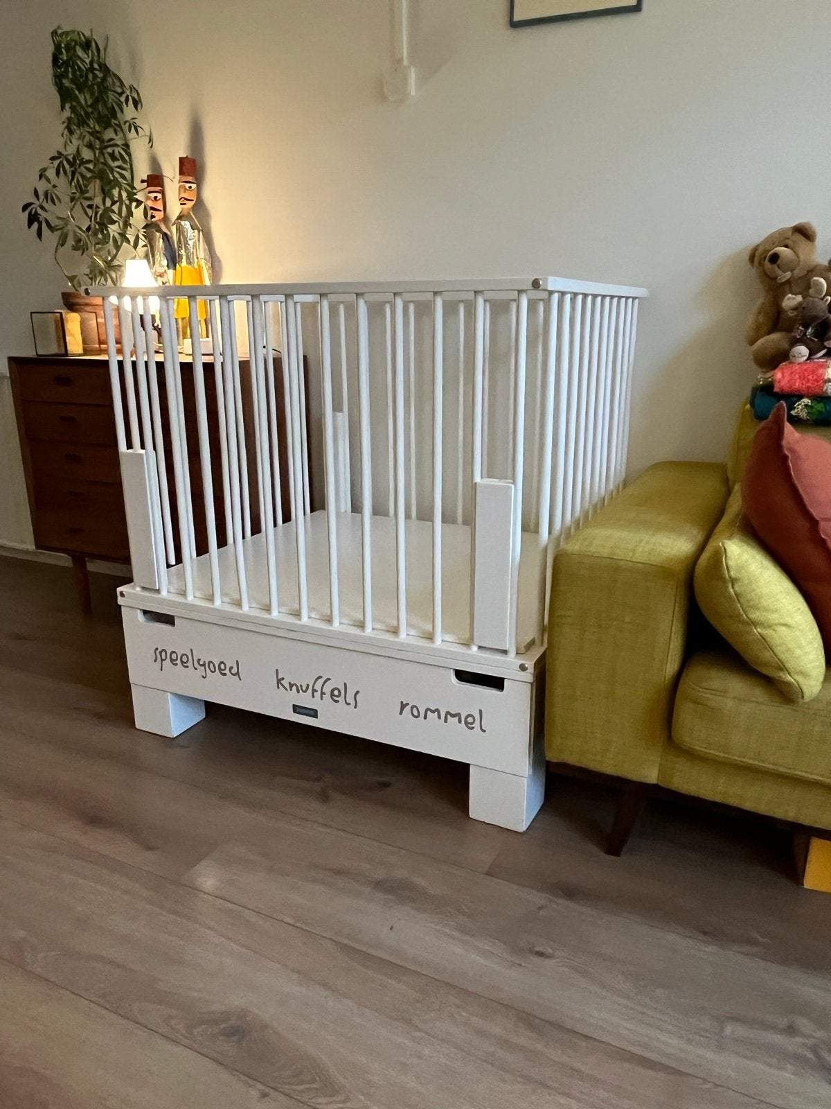 Witte box met lade, Ophalen, Gebruikt, Vierkant, Boxkleed