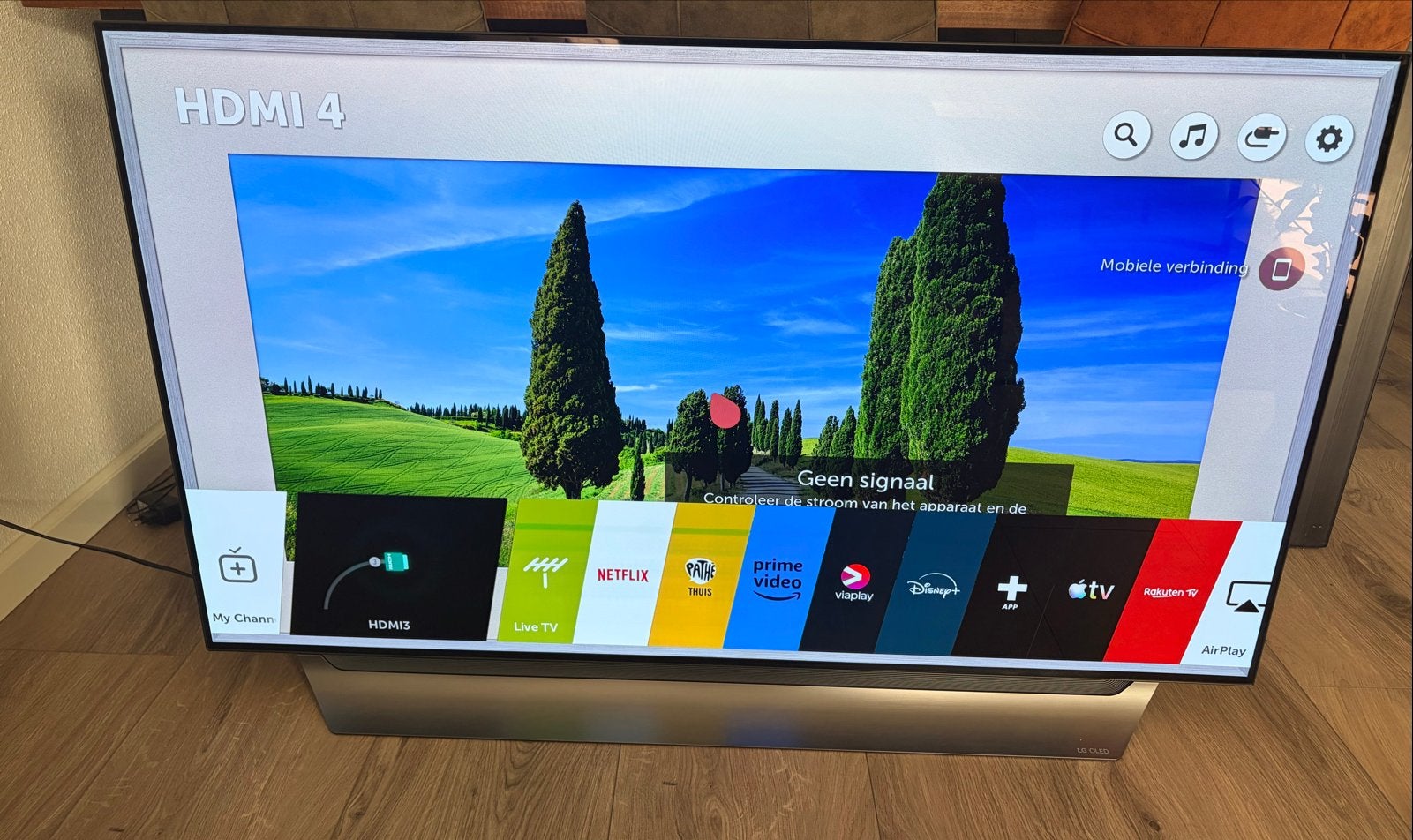 LG OLED55C8PLA 55 inch 4K OLED Smart TV