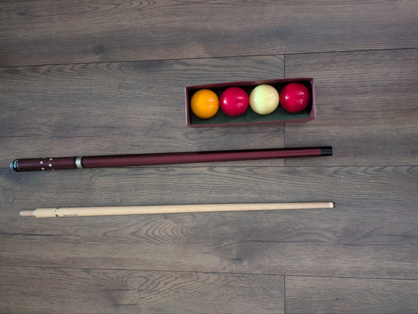 Buffelo Biljart Keu 11mm - met carambool ballen set van 4, Ophalen, Zo goed als nieuw, Keu of Ballen