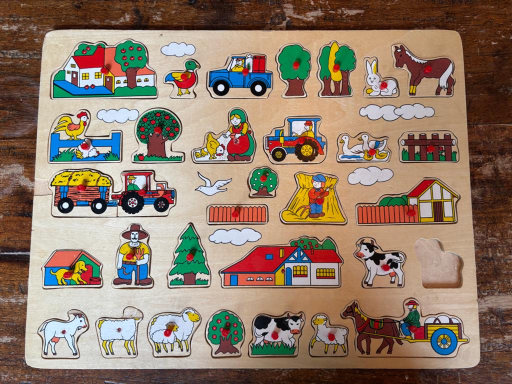 Houten boerderij puzzel met knoppen voor kinderen, 2 tot 4 jaar, Gebruikt, 10 tot 50 stukjes, Ophalen of Verzenden