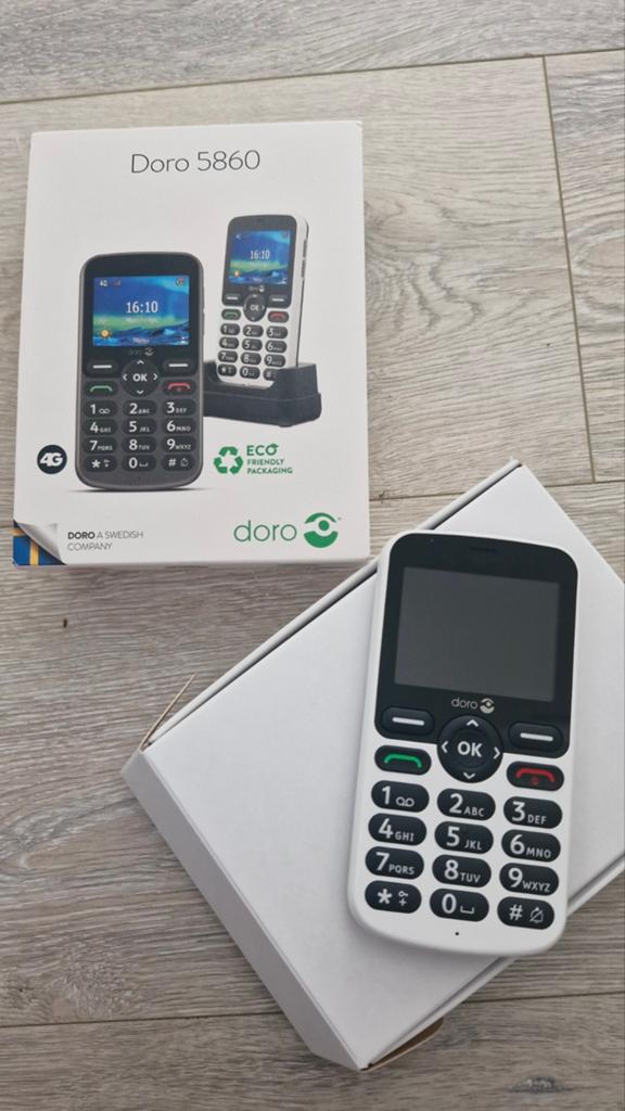 DORO 5860 seniorentelefoon, Telecommunicatie, Mobiele telefoons | Overige merken, Ophalen of Verzenden, Geen camera
