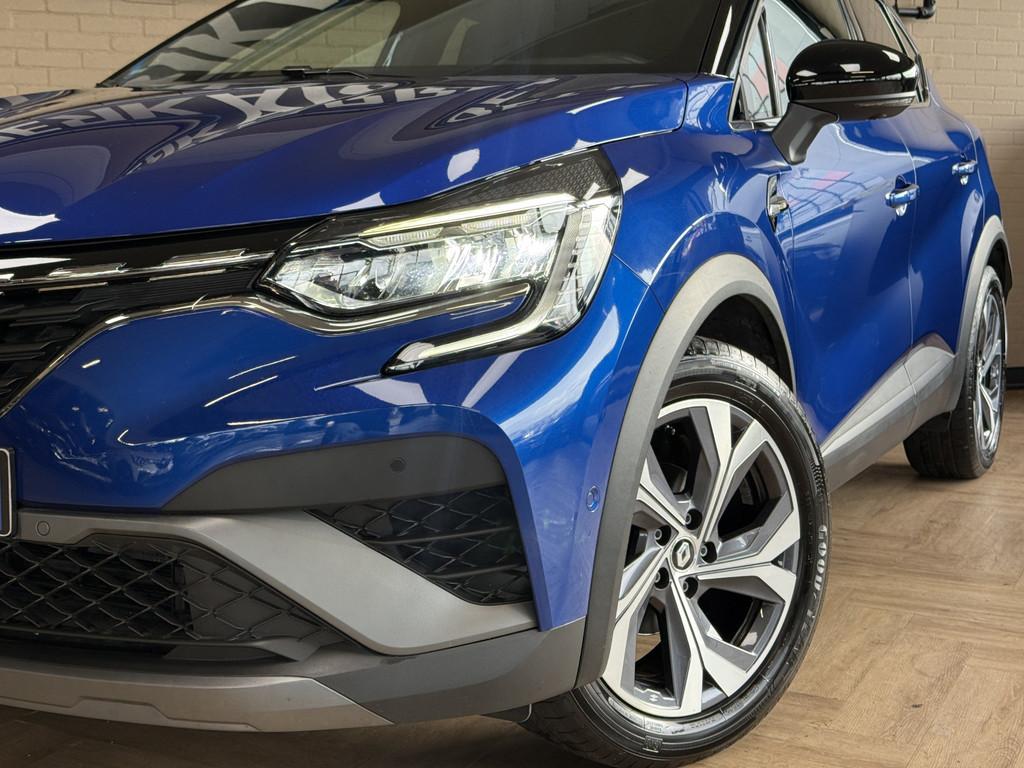 Renault Captur 1.3 TCe 140 R.S. Line | Groot Navi | Bose | 3, Gebruikt, Zwart, 4 cilinders, Blauw