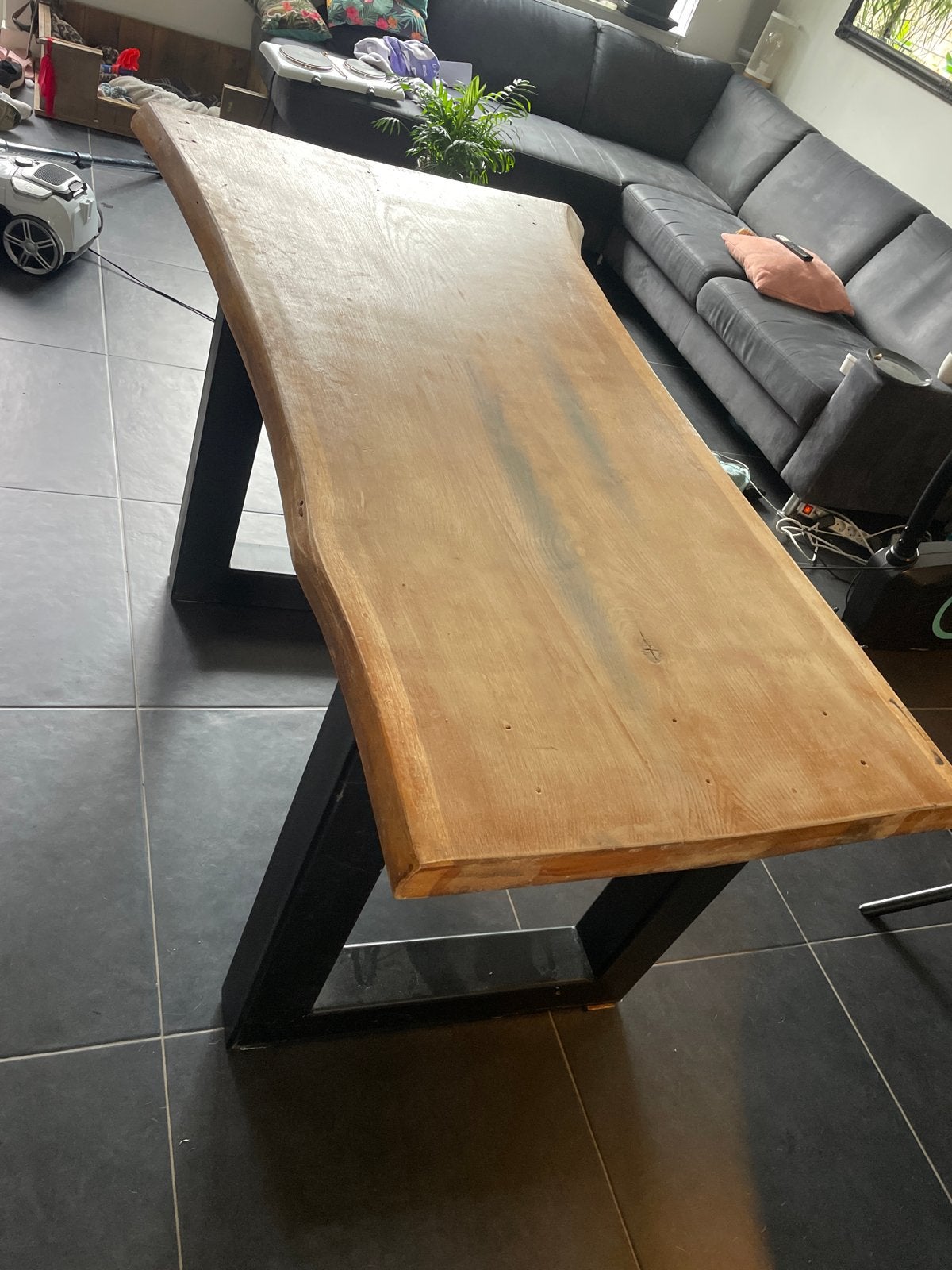 Boomstamtafel - robuust en uniek design, Gebruikt, 150 tot 200 cm, Vier personen, Rechthoekig