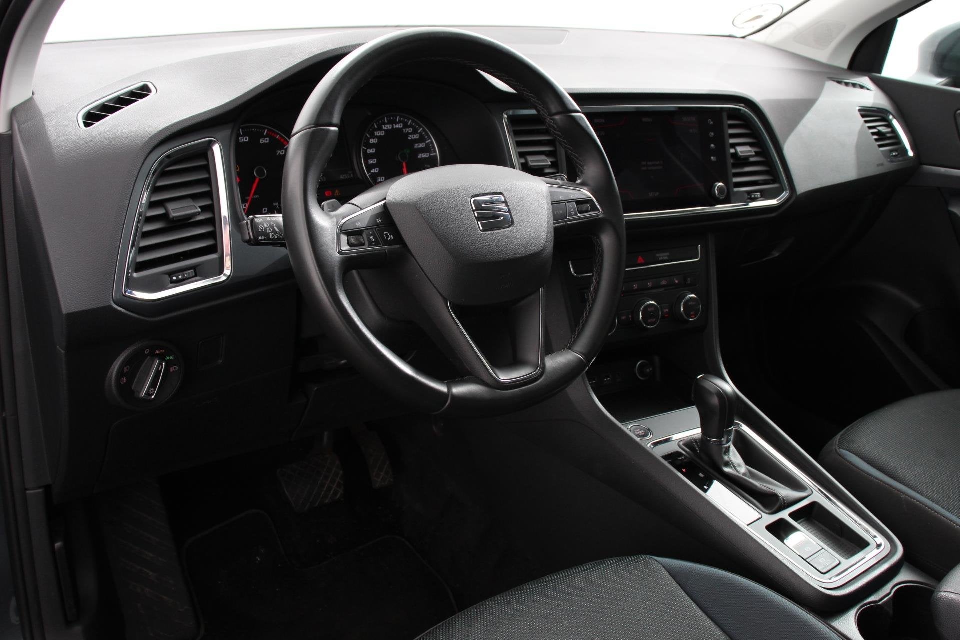 SEAT Ateca 1.5 TSI DSG Style Navigatie Apple Carplay/Android, Stof, 680 kg, 4 cilinders, 150 pk