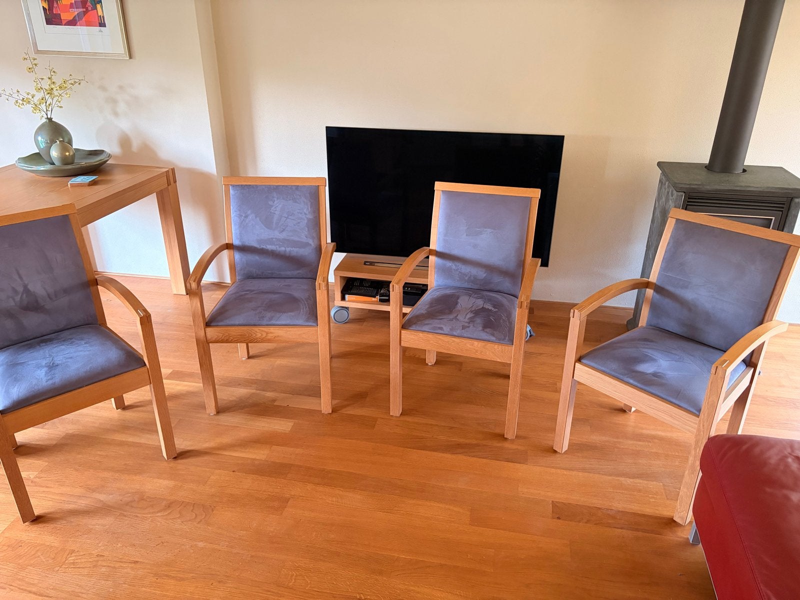4 nette eetkamerstoelen met stevige bekleding, Ophalen, Zo goed als nieuw, Vier, Grijs