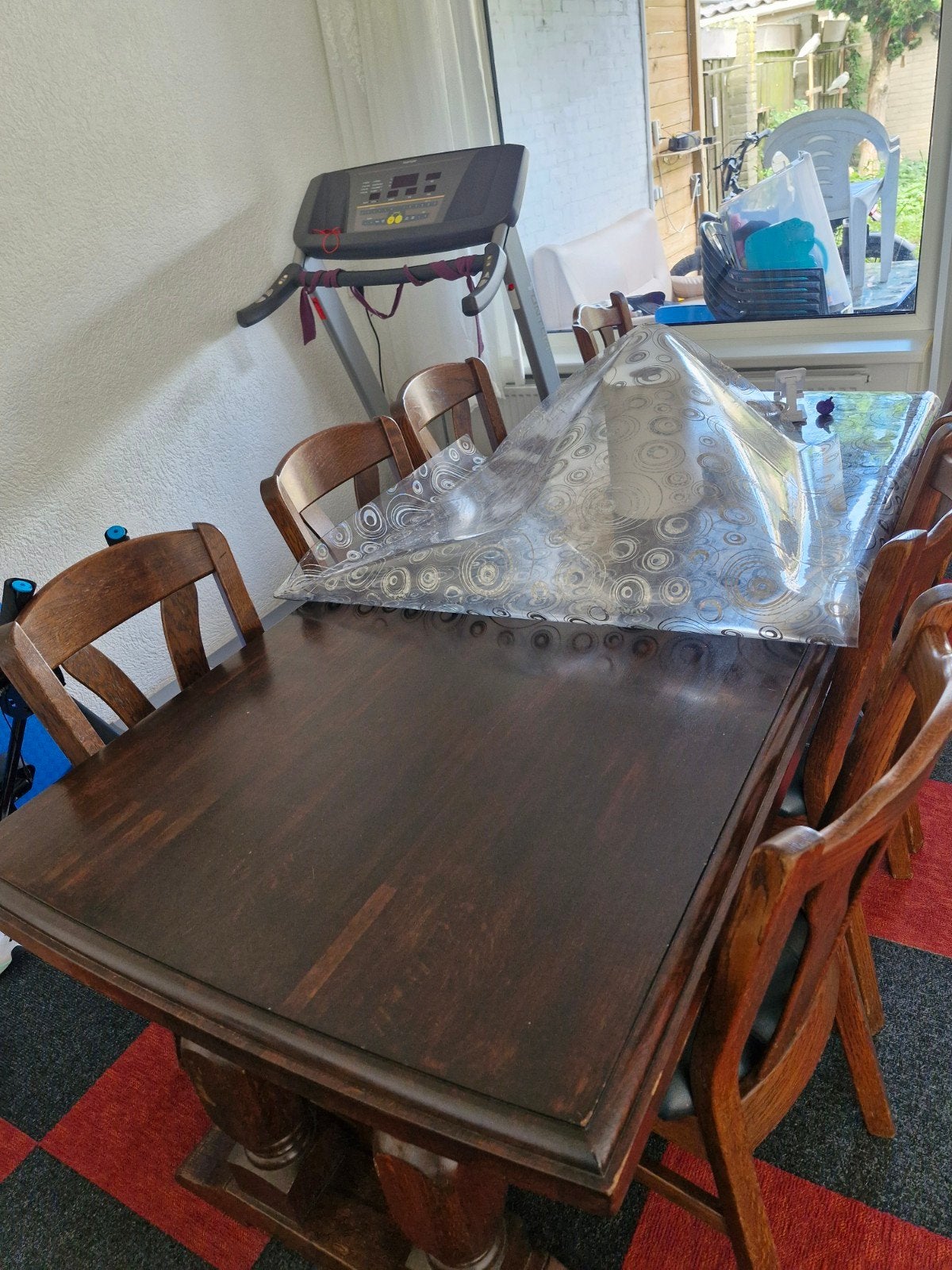 Gratis  zwaar eettafel met 8 stoelen, Huis en Inrichting, Tafels | Eettafels, Ophalen, Gebruikt, Rechthoekig, 50 tot 100 cm