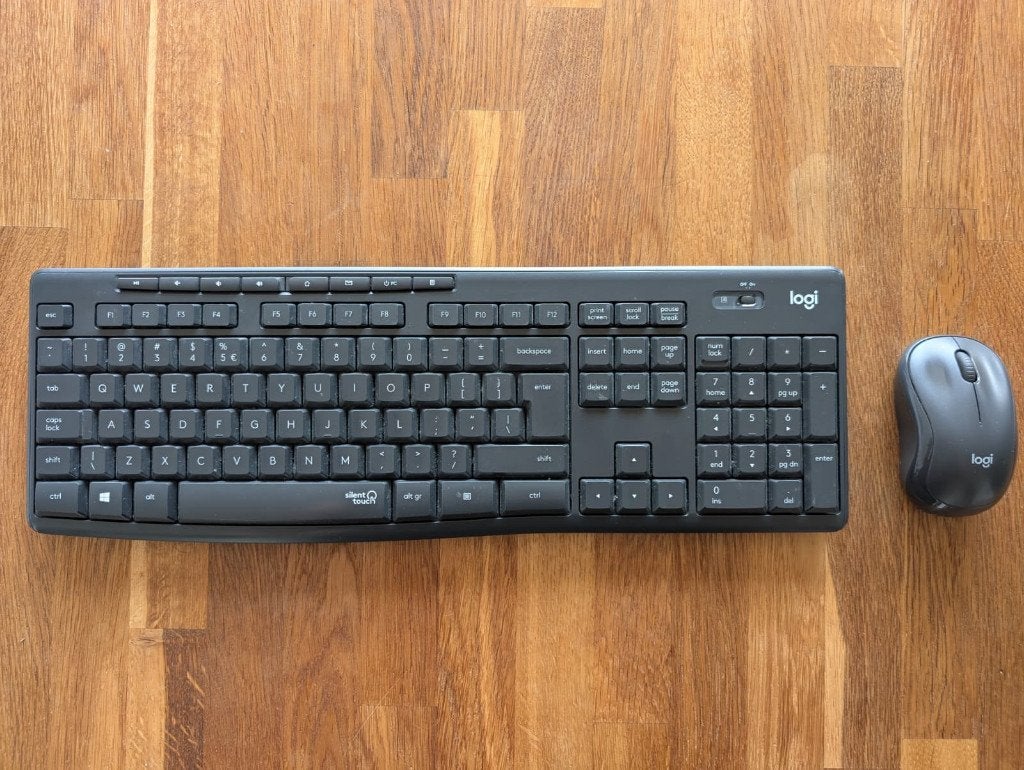 Logitech MK295 Silent toetsenbord en muis, Ophalen, Gebruikt, Logitech, Toetsenbord en muis-set