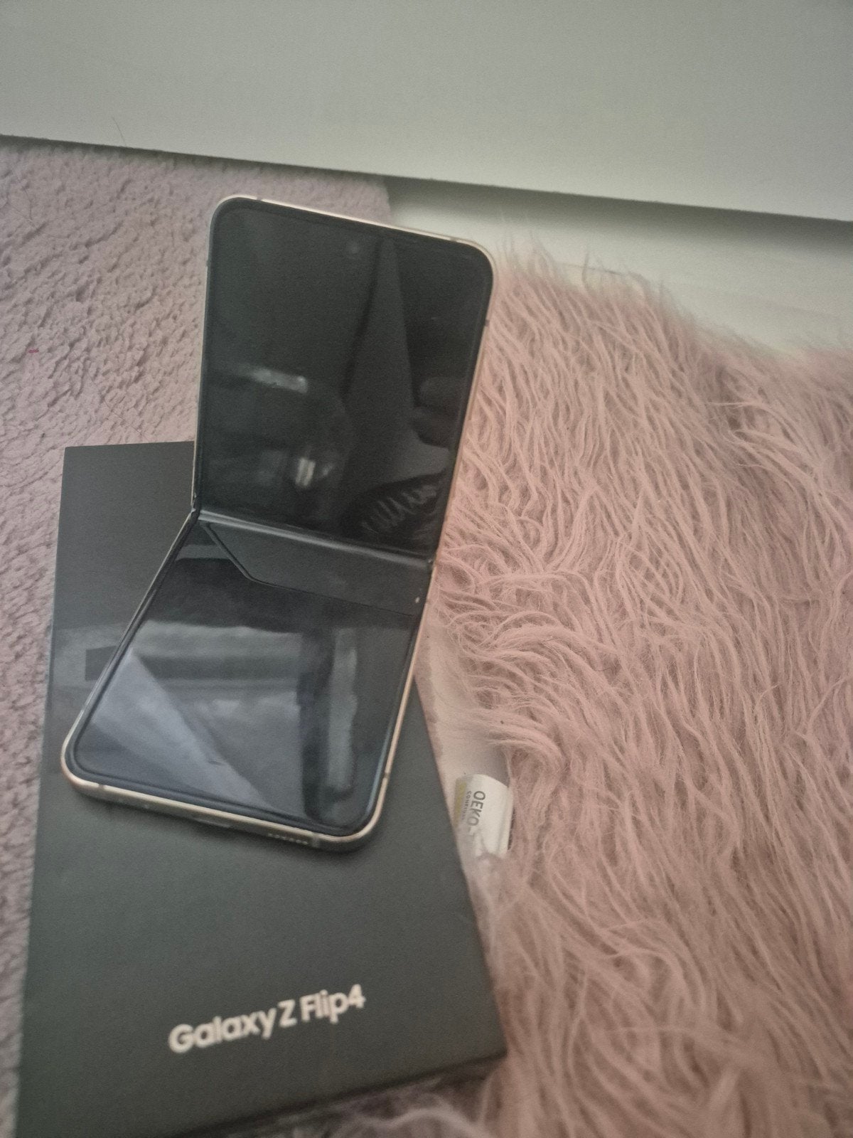 Samsung Galaxy Z Flip4 256GB pink gold - Zo goed als nieuw, Touchscreen, Ophalen of Verzenden, Zo goed als nieuw, Zonder simlock