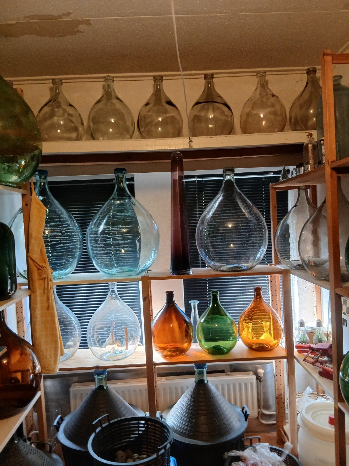 grote wijnfles gistingfles buikfles vaas brocante, Ophalen, Glas