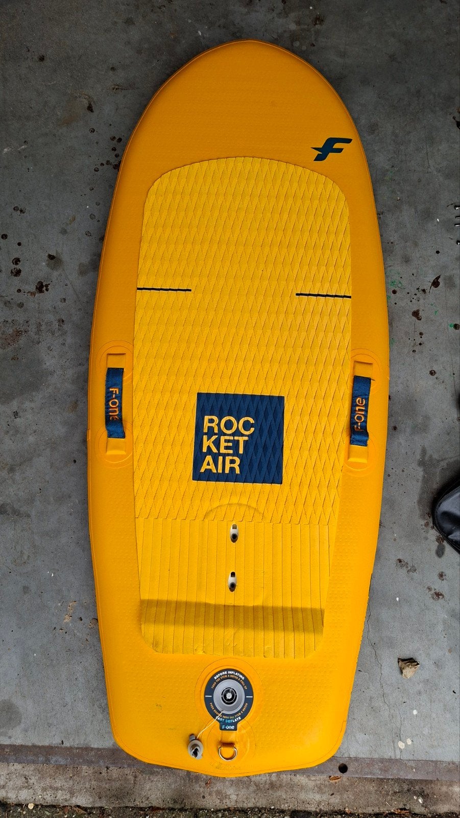 F-One Rocket Air 125ltr foilboard met pomp en ta, Watersport en Boten, Ophalen, Gebruikt, Wingsurf-board