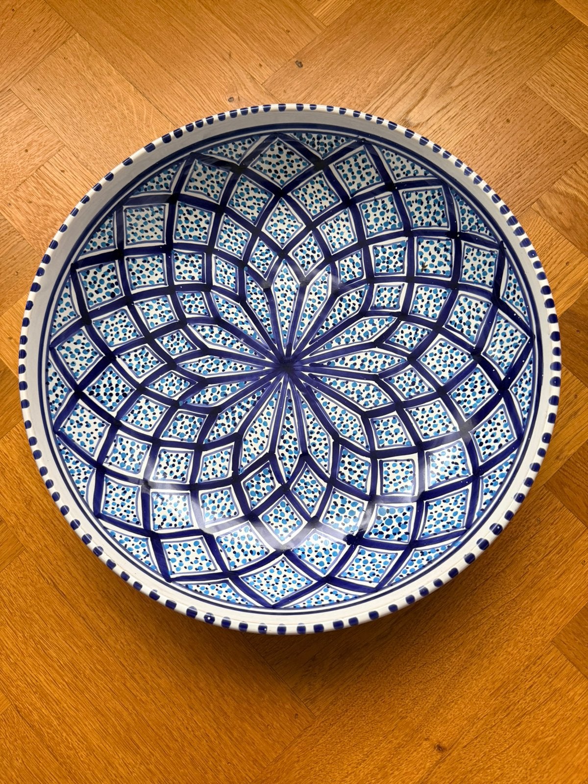 Mooie schaal cadeau voor Sinterklaas/op tafel met de kerst, Ophalen, Porselein of Keramiek, Schaal, Rond
