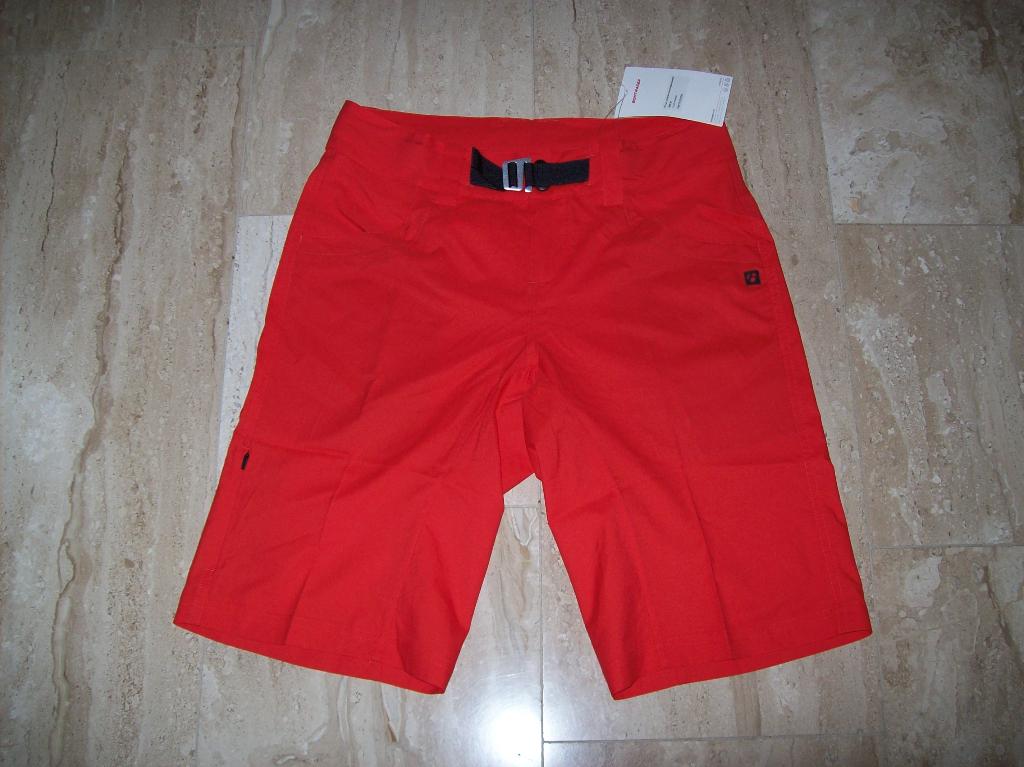 Nieuwe Dames MTB broek van Bontrager maat M rood, Kleding | Dames, Sportkleding, Maat 38/40 (M), Bontrager, Nieuw, Ophalen of Verzenden