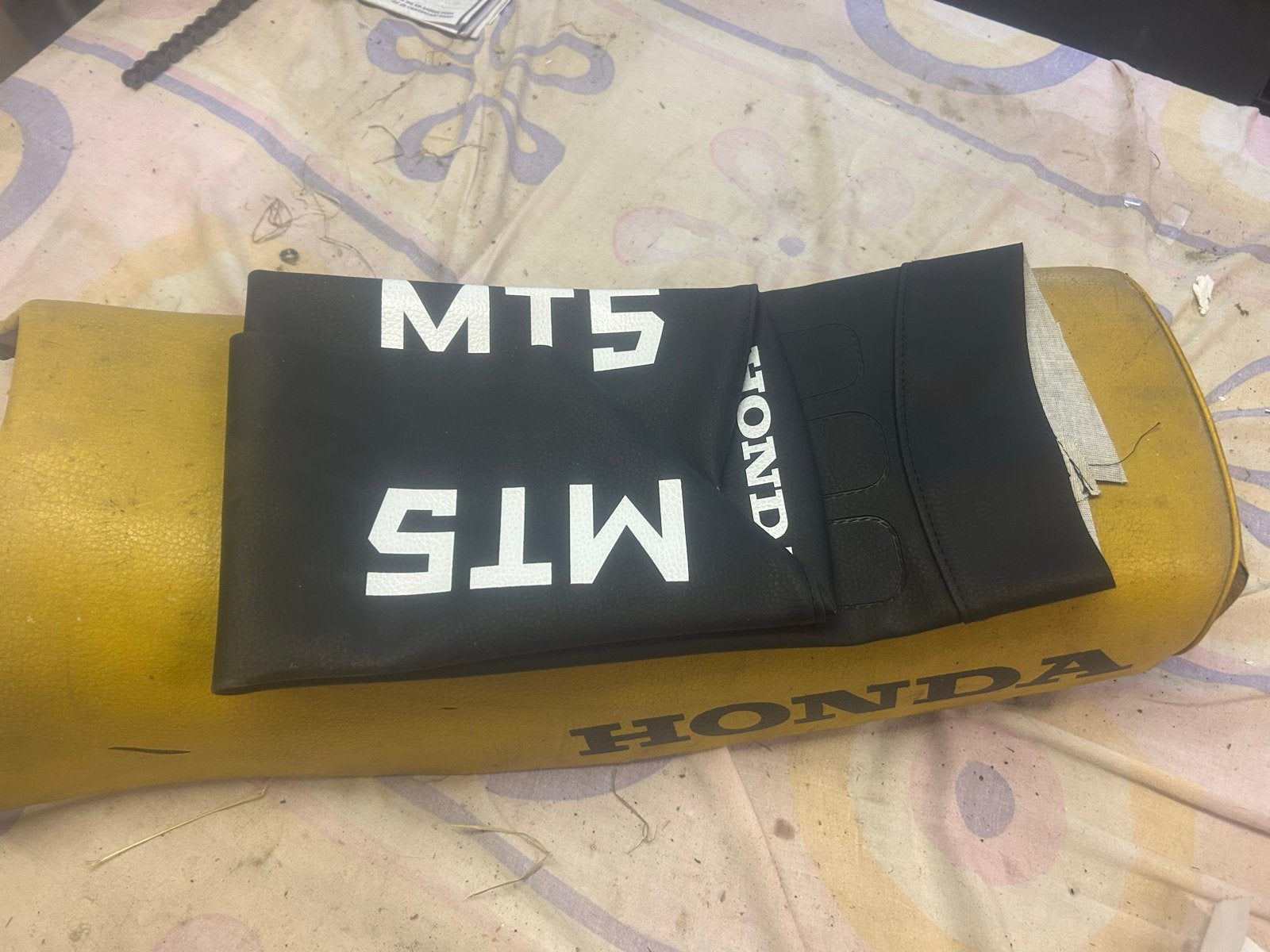 Honda MT5 buddyseat met nieuwe overtrek, Ophalen, Gebruikt