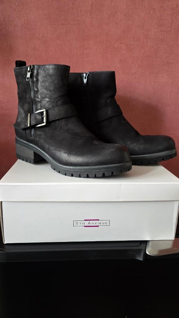 Mooie Zwarte leren laarsjes👢Nieuw in Doos👢👢Mt 40, Ophalen, Zwart, Lage of Enkellaarzen, Nieuw