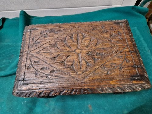 antiek voetenbankje 19e eeuw, volkskunst, Ophalen of Verzenden, 'T Olde Gre-j, Info@toldegrej.nl, Endepoelstraat 20f Didam