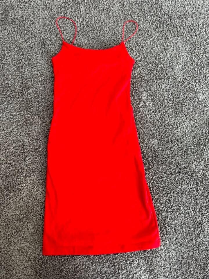 Zara rood mini jurk, Kleding | Dames, Zara, Zo goed als nieuw, Boven de knie, Rood