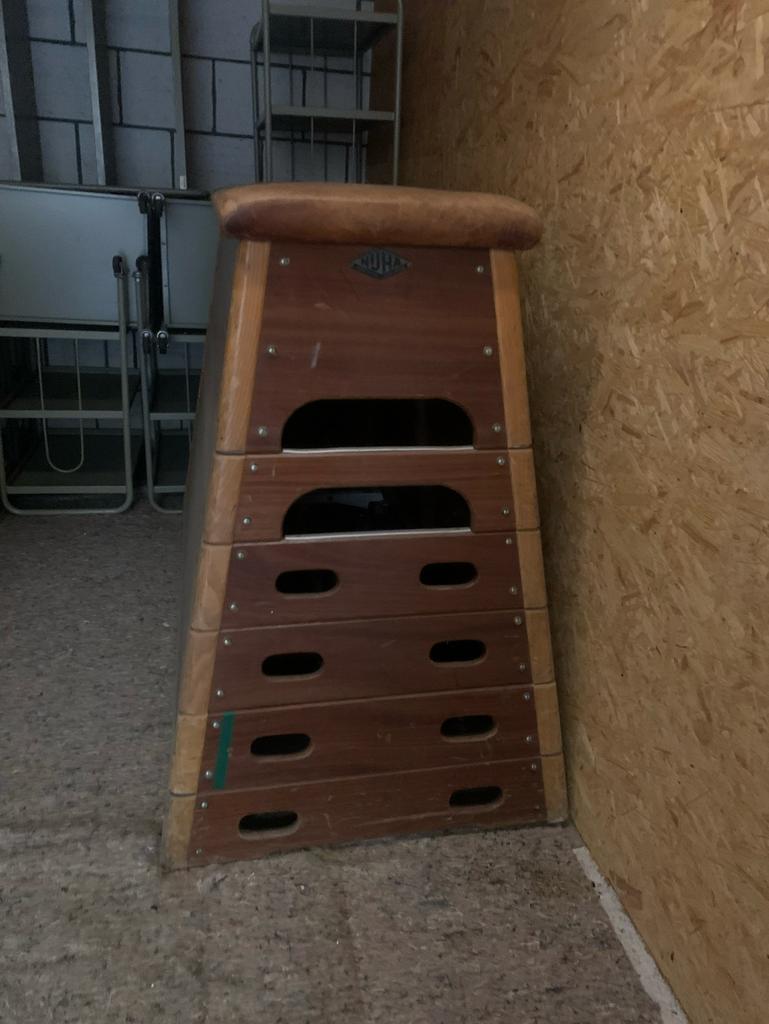 Turnkast Nijha - Vintage Gymtoestel, Sport en Fitness, Ophalen, Gebruikt