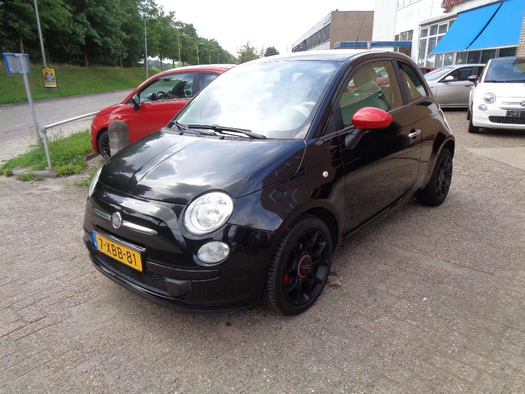 Fiat 500 0.9 Twinair 2012 Zwart Met Red Editie APK 8-3-2027, Auto's, Voorwielaandrijving, Stof, 31 €/maand, 24 km/l