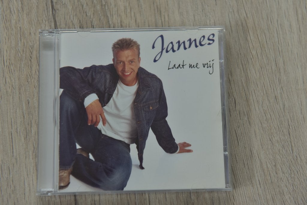 JANNES ---- LAAT ME VRIJ   14 geweldige nummers, Verzenden, Zo goed als nieuw, Levenslied of Smartlap, Boxset