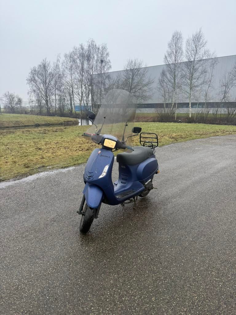 La Souris Sourini S Snor Scooter, Fietsen en Brommers, Scooters | Piaggio, Zo goed als nieuw, Benzine, Ophalen of Verzenden
