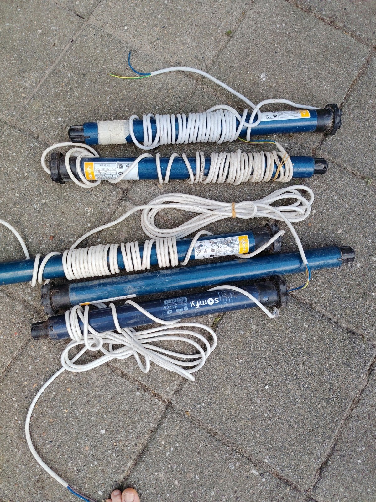 Somfy motoren en afstandsbedieningen (nieuwstaat), Doe-het-zelf en Verbouw, Ophalen of Verzenden