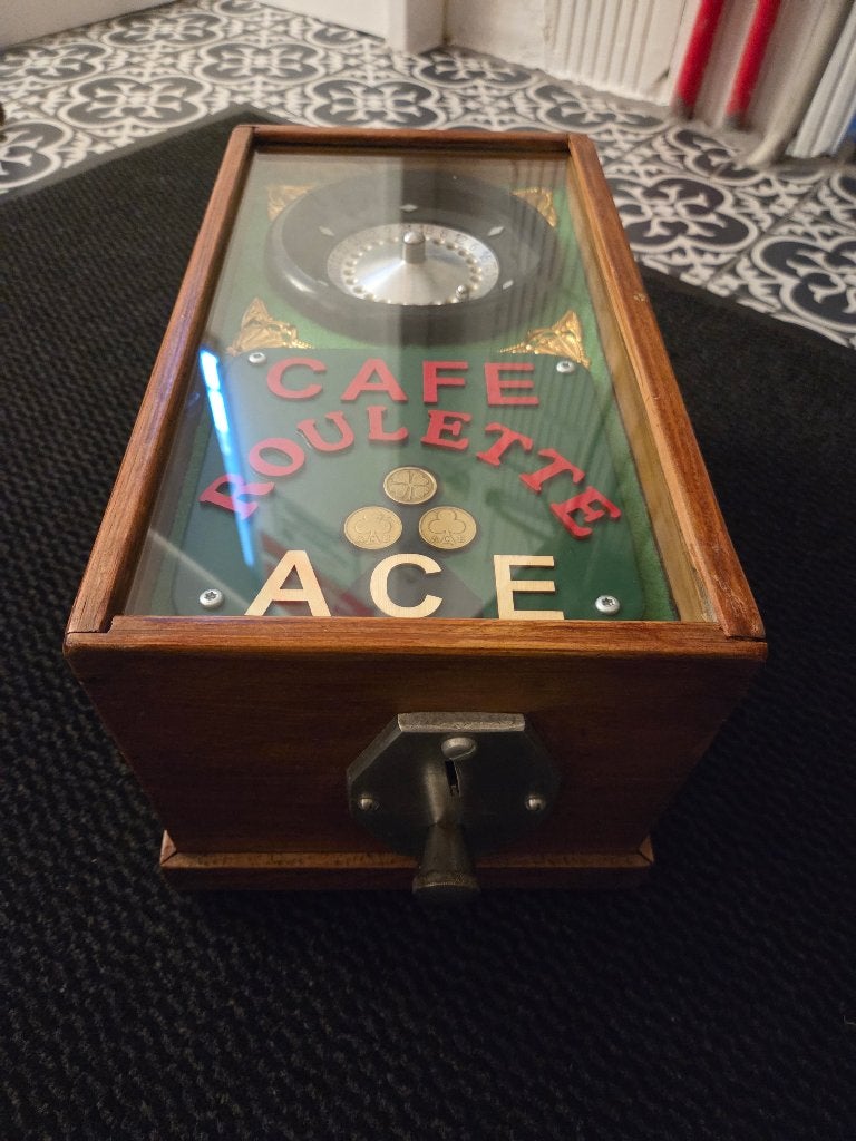 Cafe toog gokspel ACE roulette, Verzamelen, Euro, Ophalen, Gebruikt, Met sleutels