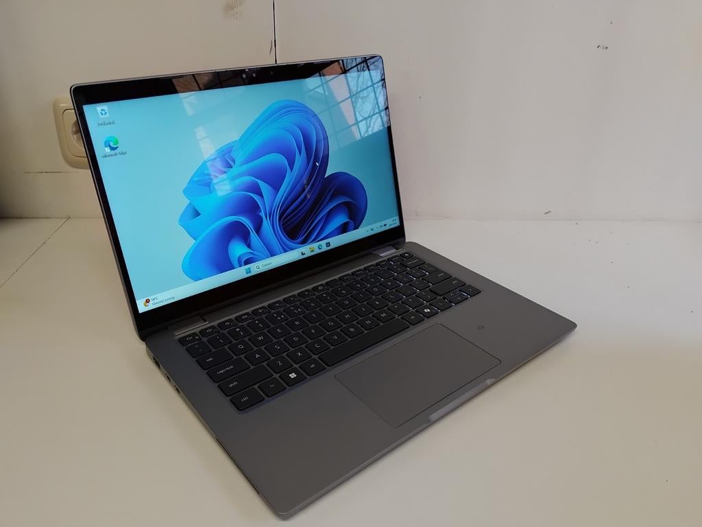 Dell Latitude 5350 2-in-1 Touchscreen Garantie 9 April 2028, Computers en Software, Windows Laptops, Gebruikt, Dell Latitude 5350 2-in-1