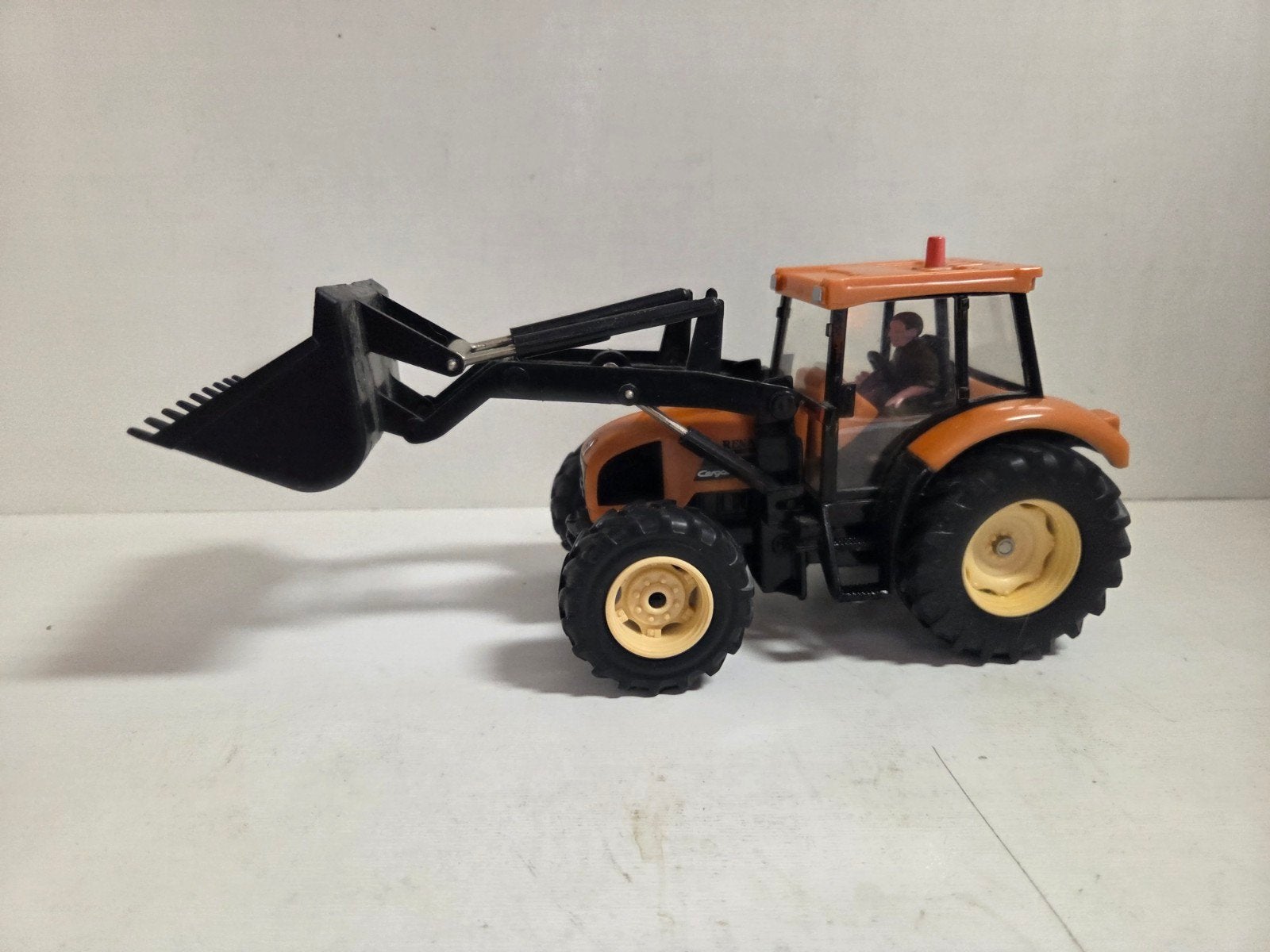 Britains Renault Cergos 1:32, Hobby en Vrije tijd, Auto, ., Britains, Ophalen of Verzenden
