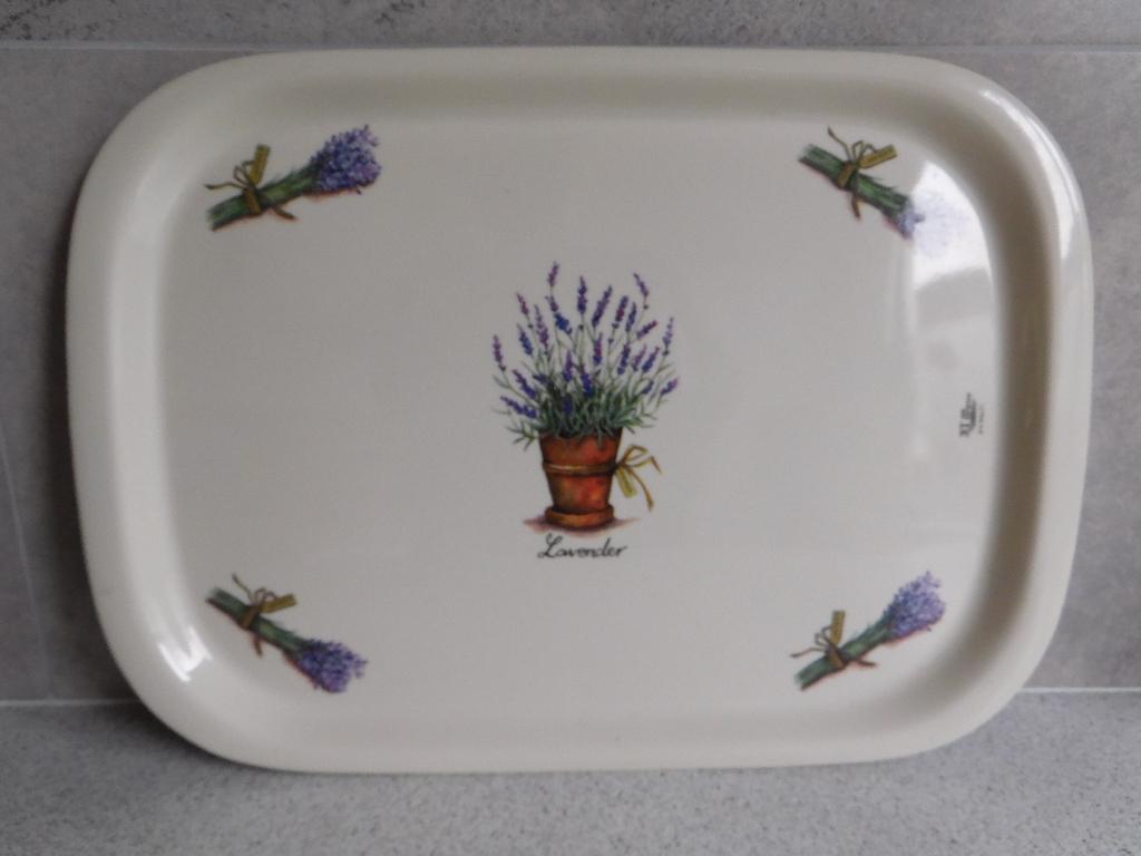 Dienblad 30x42 cm. Lavendel JET by ter Steege, Huis en Inrichting, Ophalen of Verzenden, Zo goed als nieuw, Rechthoekig, Kunststof
