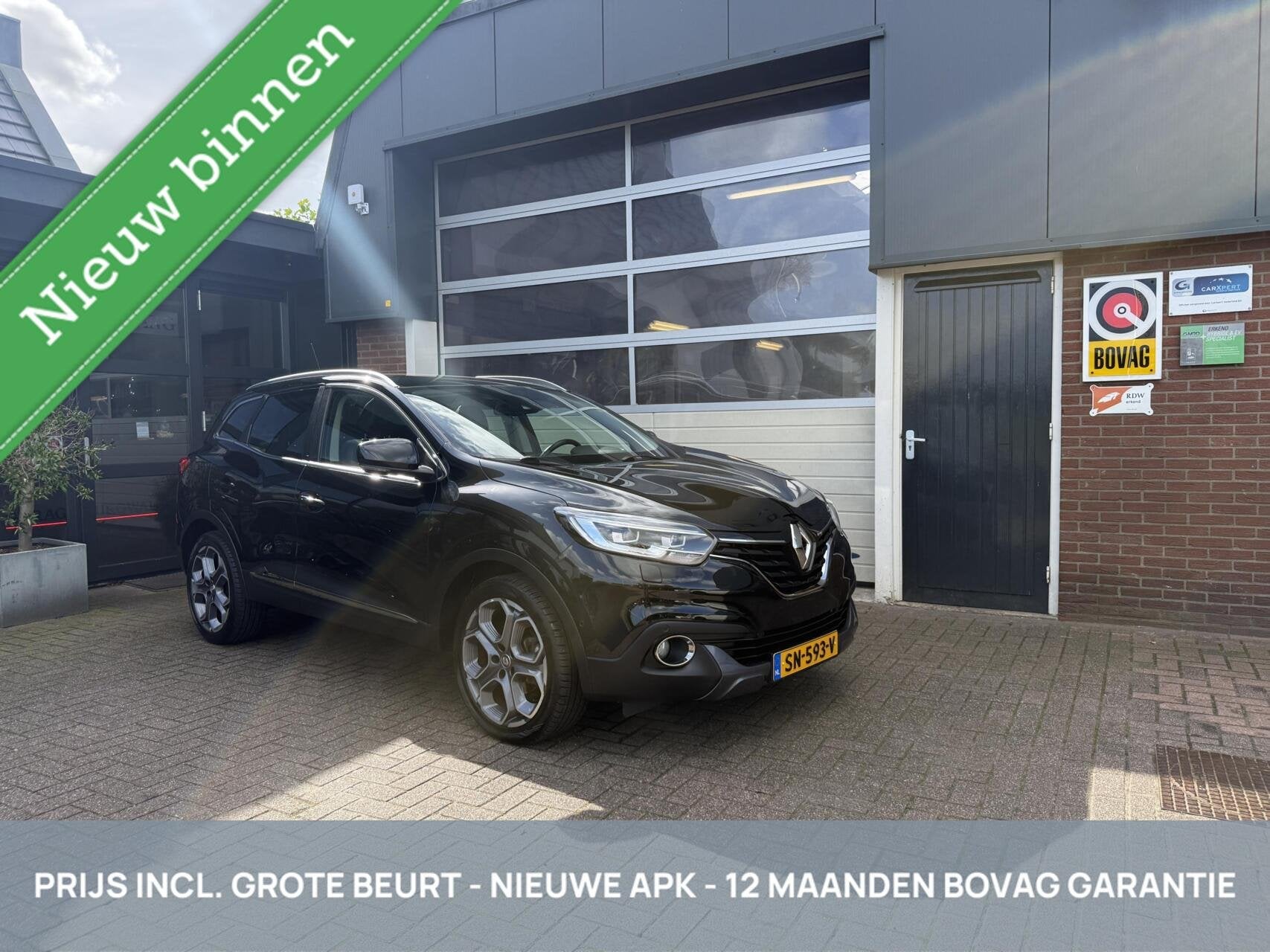 Renault Kadjar 1.2 TCe Bose 81.000KM PANO/TH *ALL-IN PRIJS*, Auto's, Gebruikt, 4 cilinders, Zwart, Bedrijf