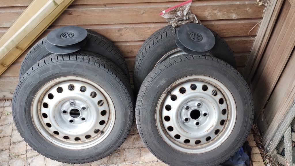 Set van 4 winterbanden op 16" stalen velg voor vw t4, Ophalen, Gebruikt