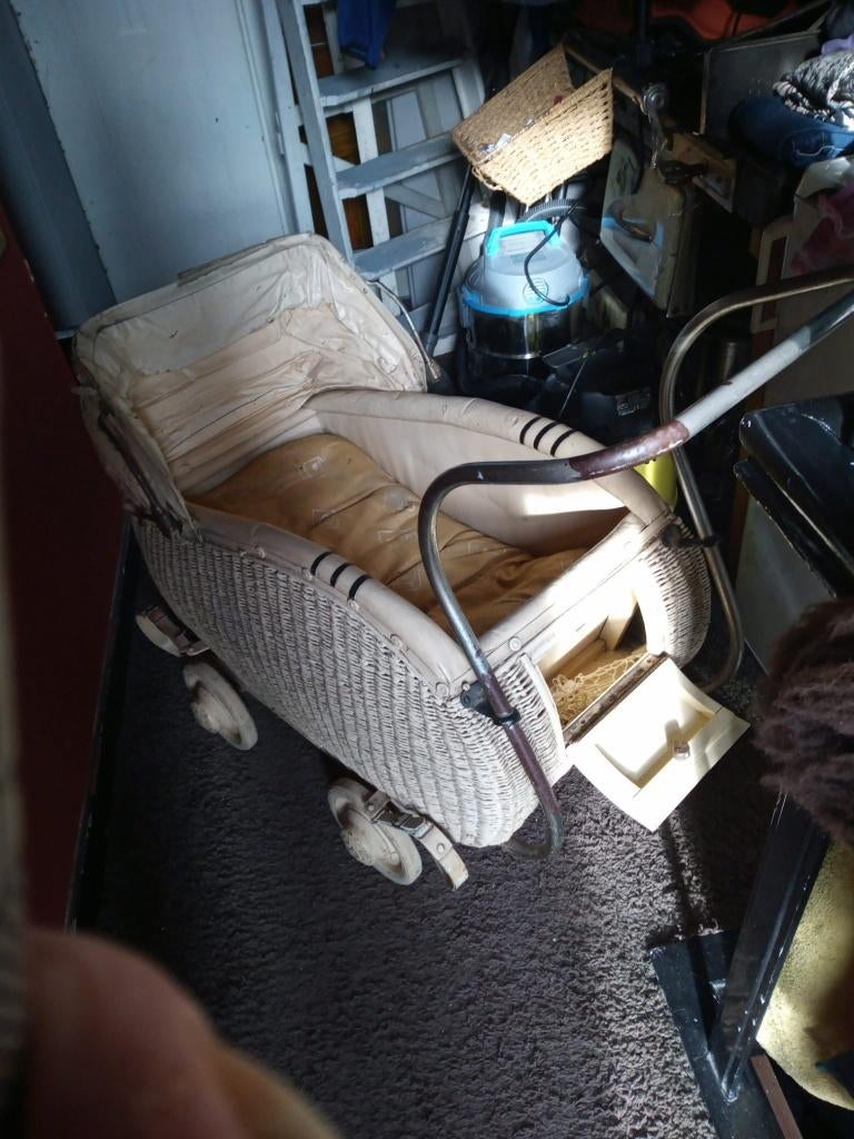 Vintage kinderwagen, Ophalen