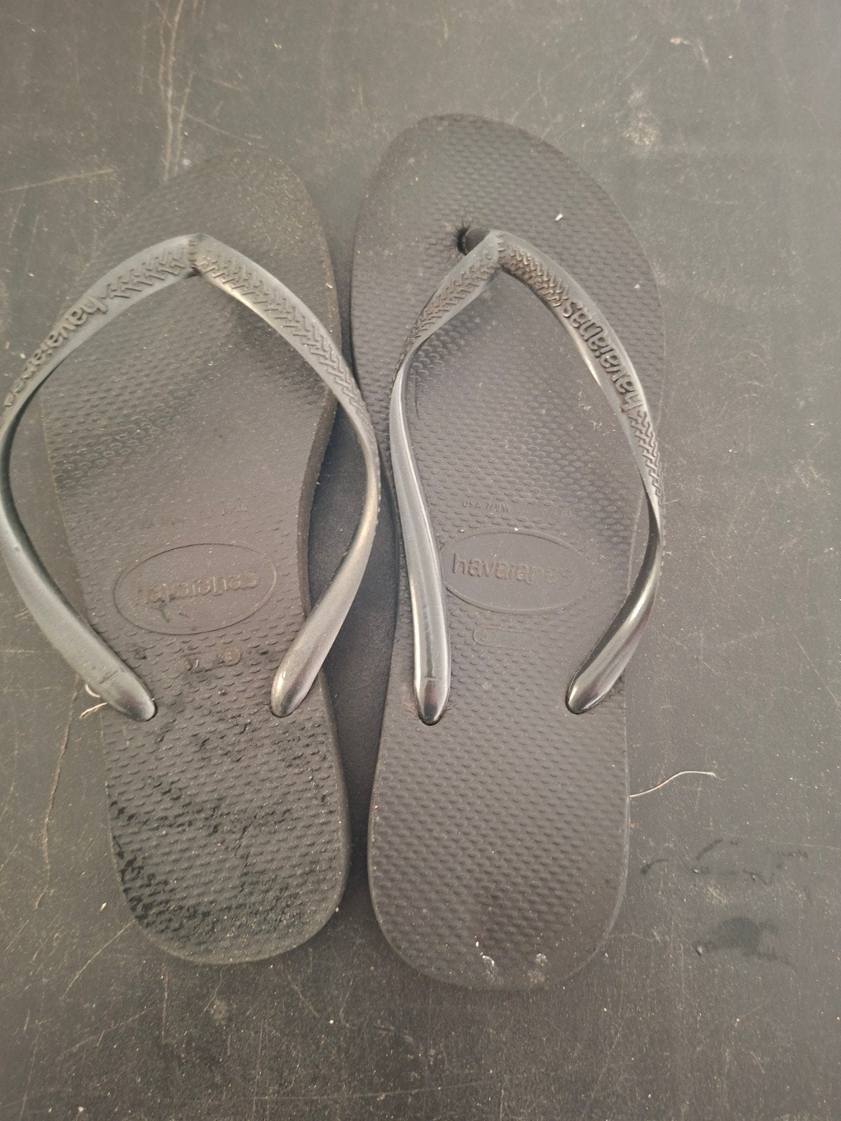 Havaianas slippers maat 37/38, Slippers, Zwart, Ophalen of Verzenden, Gedragen