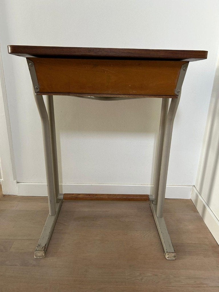 Vintage schoolbureau / kinderbureau met houten blad, Huis en Inrichting, Ophalen, Gebruikt, Hout, Kinderbureau