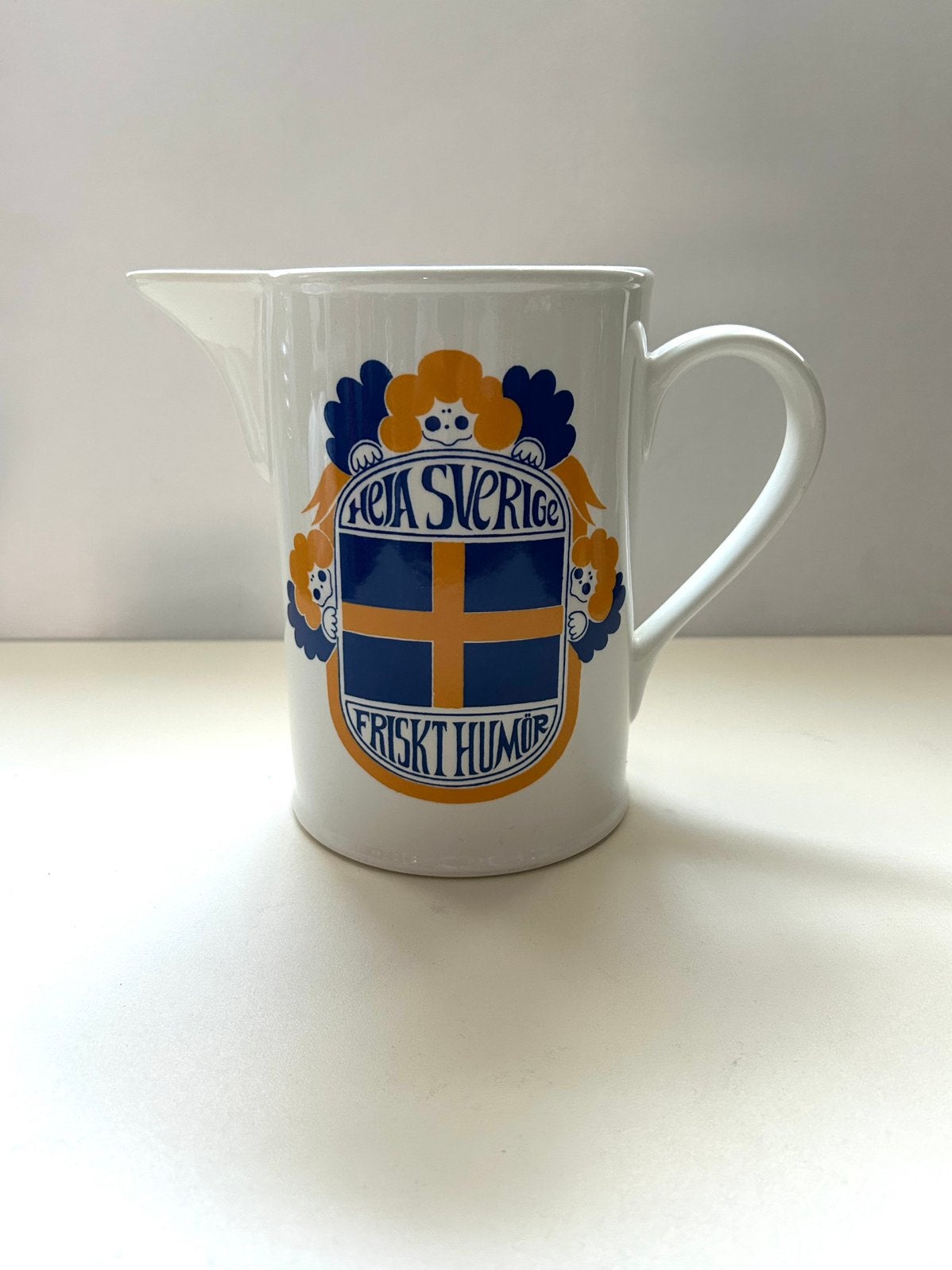Zweedse ‘heja sverige’ vintage waterkan, Overige typen, Ophalen of Verzenden, Zo goed als nieuw, Overige stijlen