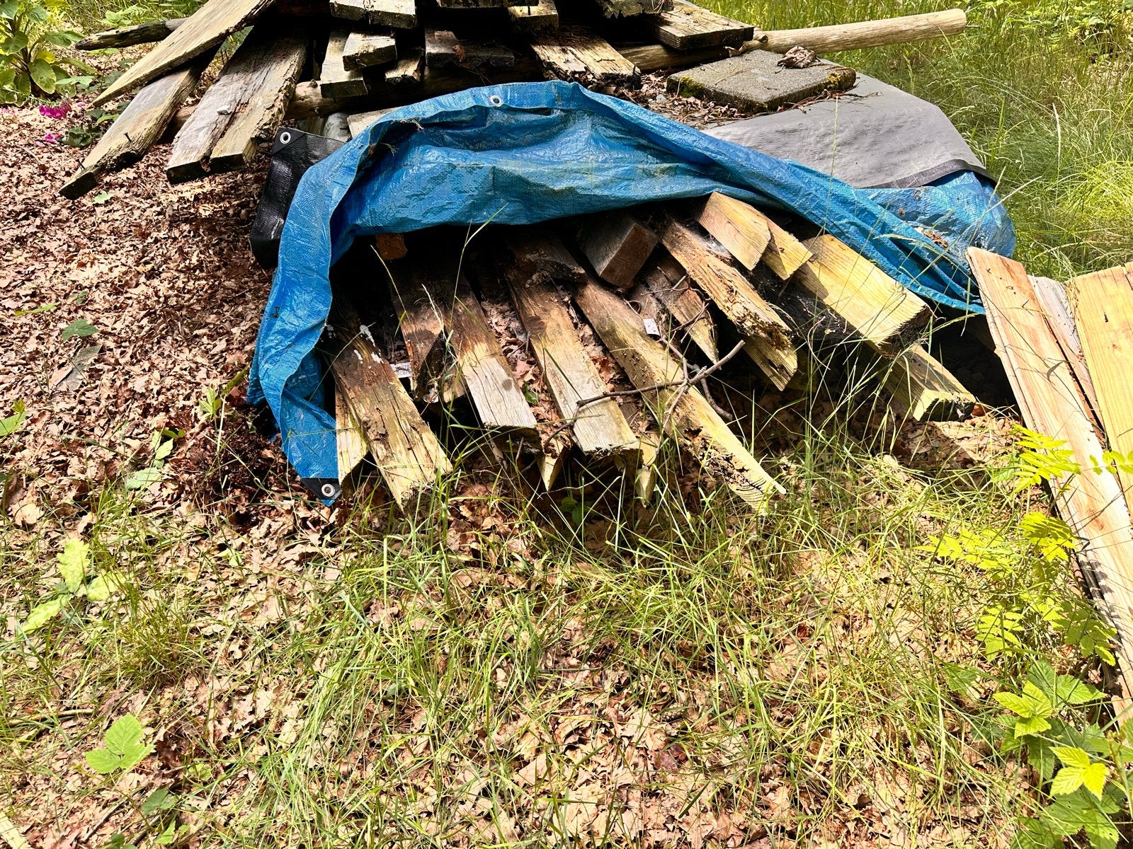 Diverse partij gebruikt hout: balken, planken en pallets, Ophalen, Gebruikt, Balk, Overige houtsoorten