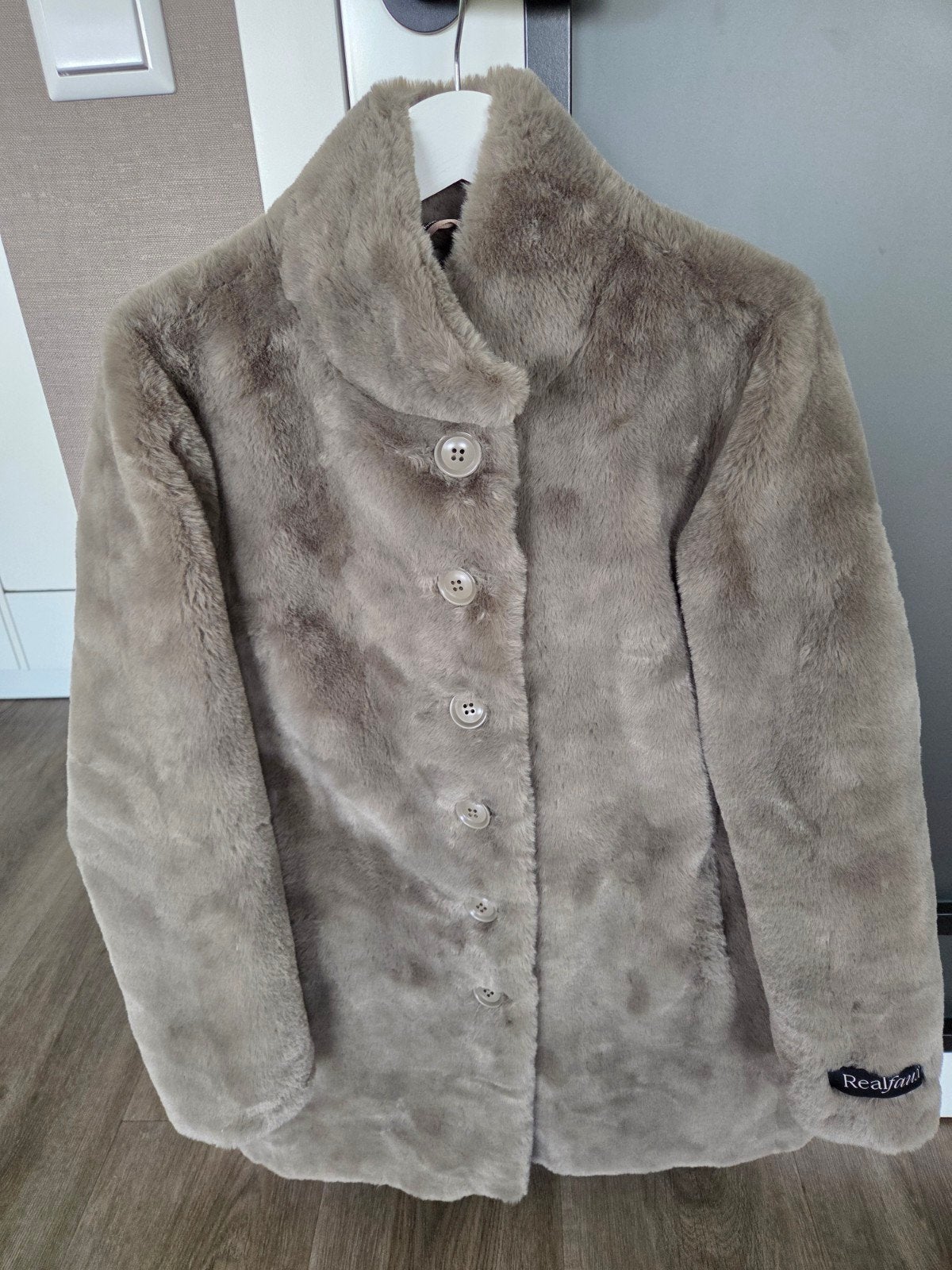 Rino & Pelle Faux Fur Jas - Zo goed als nieuw, Beige, Zo goed als nieuw, Rino & Pelle, Ophalen