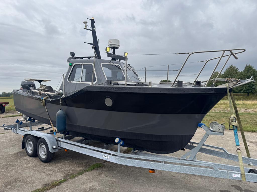 Zeewaardige 22 ft boot, Ophalen, Zo goed als nieuw, Trailer