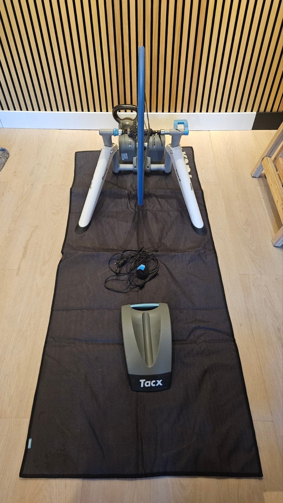 Tacx Complete Set met Trainingswiel - Indoor Fietstrainer, Ophalen, Gebruikt, Overige typen