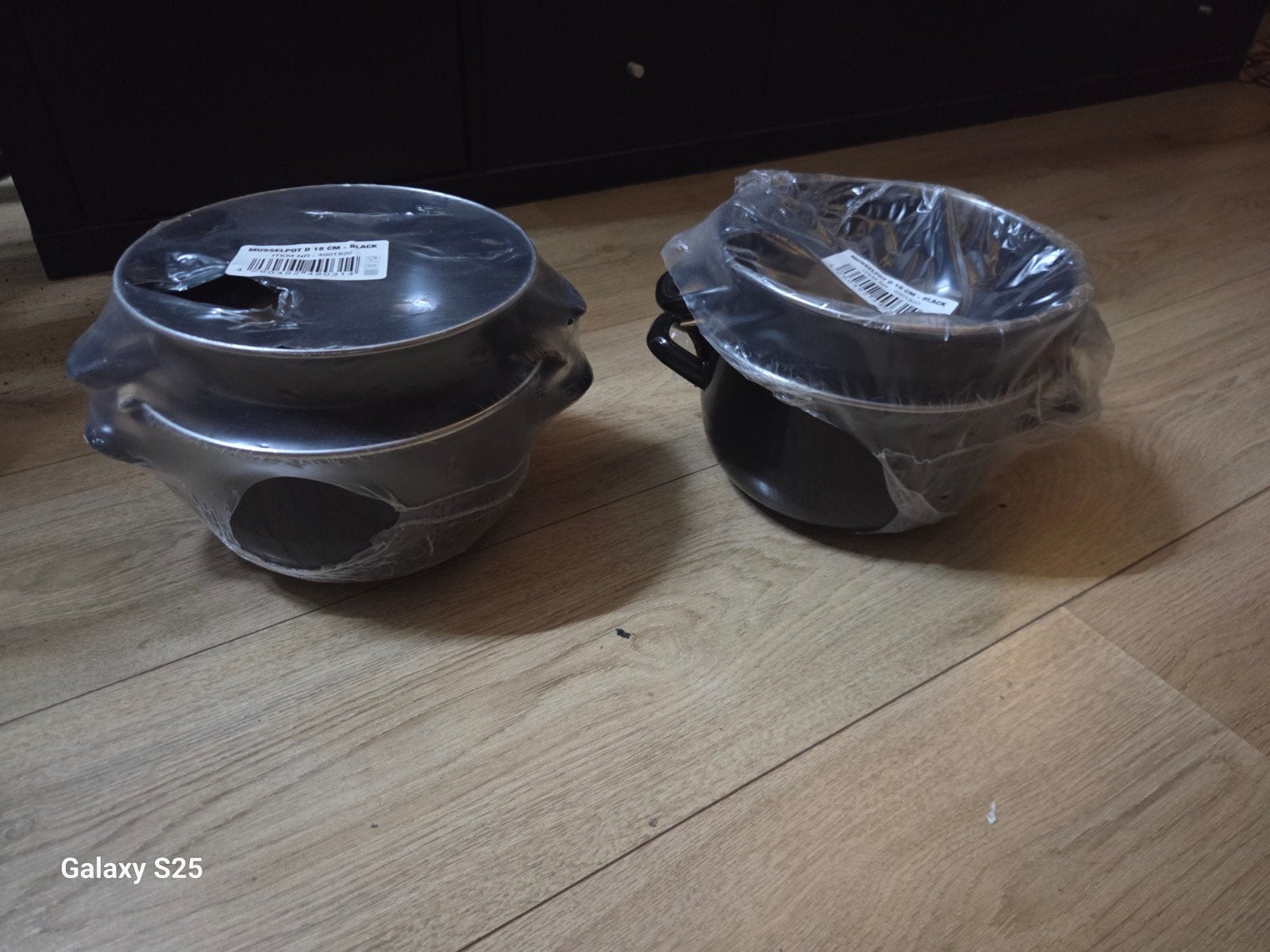 Nieuwe mosselpannen 18 cm - zwart, Ophalen of Verzenden