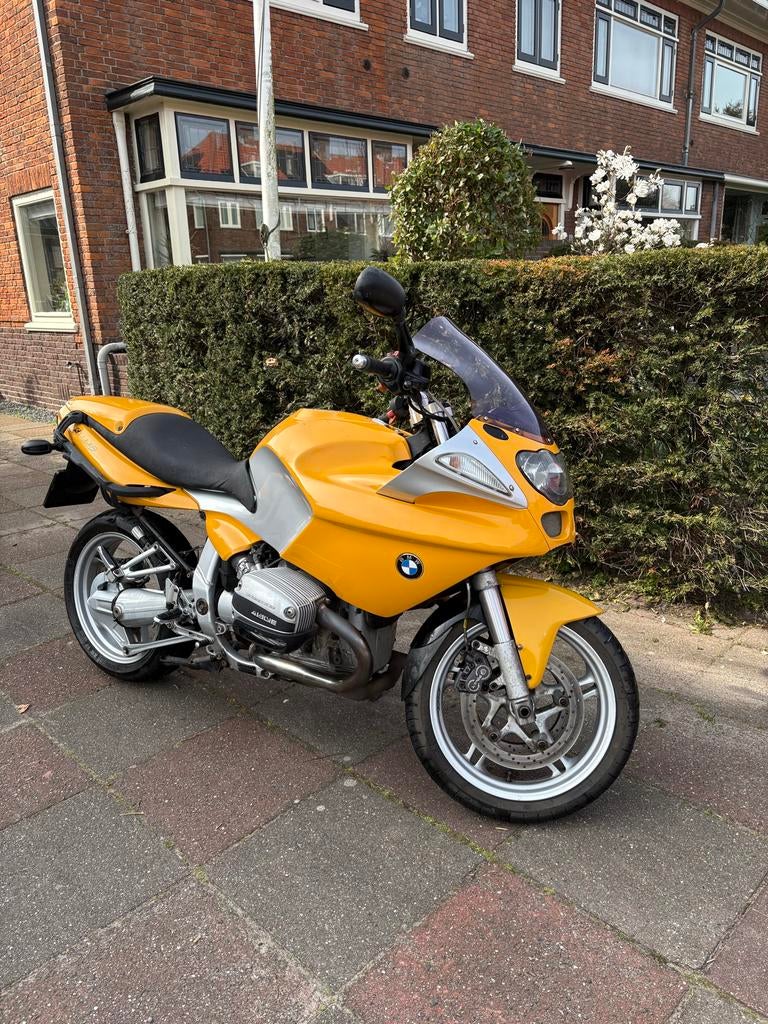 BMW R1100S